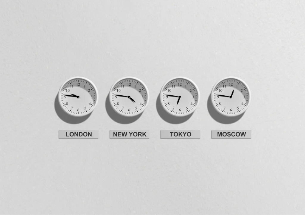 Navigating Time Zone Challenges for Smooth Communication